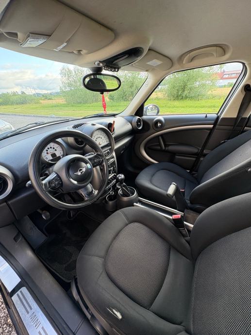 MINI Countryman 1.6D, fotografija 7