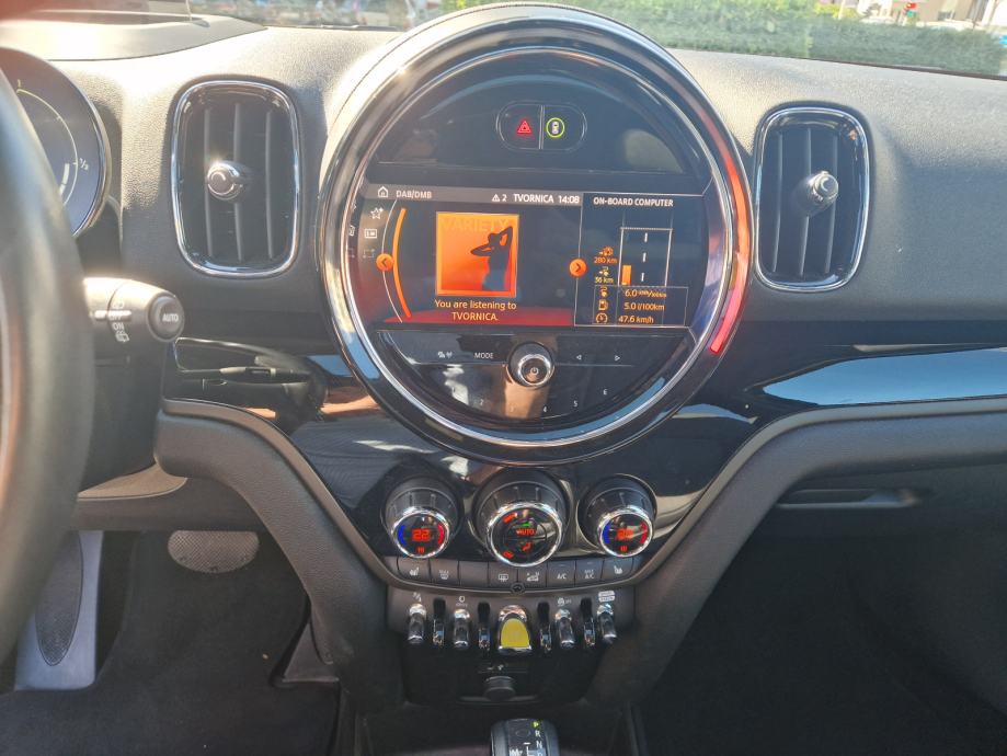 MINI Countryman Cooper SE automatik, fotografija 13