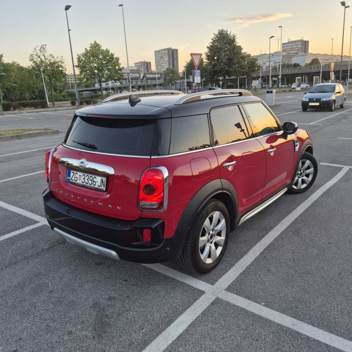 MINI Countryman Mini Cooper D * AUTOMATIK - 4X4 *, fotografija 5