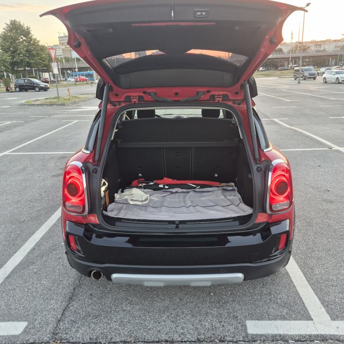 MINI Countryman Mini Cooper D * AUTOMATIK - 4X4 *, fotografija 11