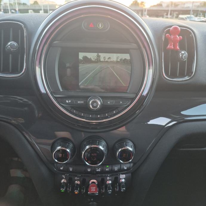 MINI Countryman Mini Cooper D * AUTOMATIK - 4X4 *, fotografija 13