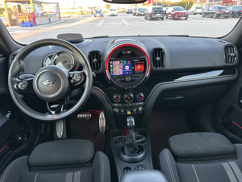 MINI Countryman SE All4, fotografija 12