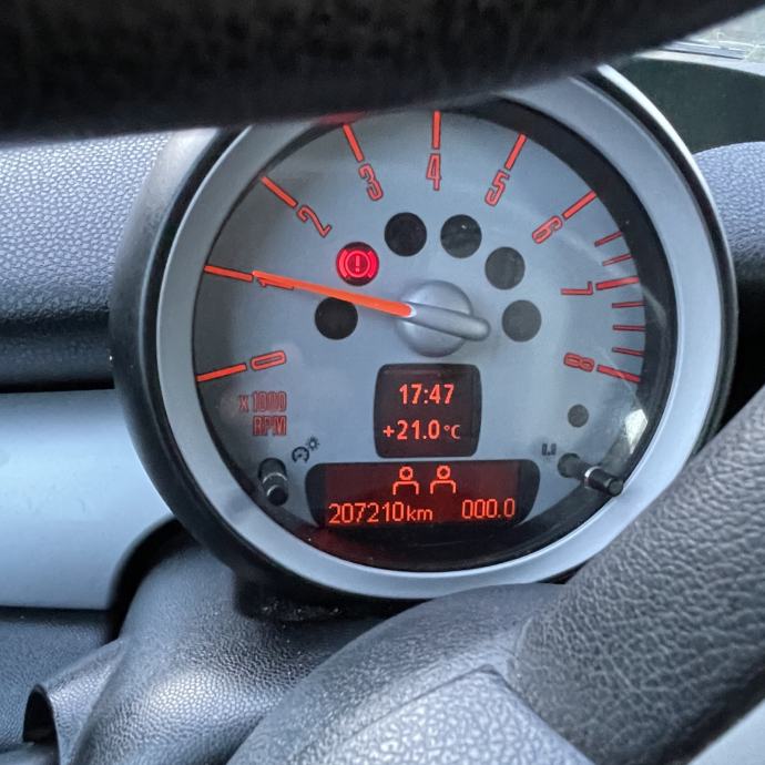 MINI One 1.4 Benzin, 6 brzina, 207.000 km, fotografija 14