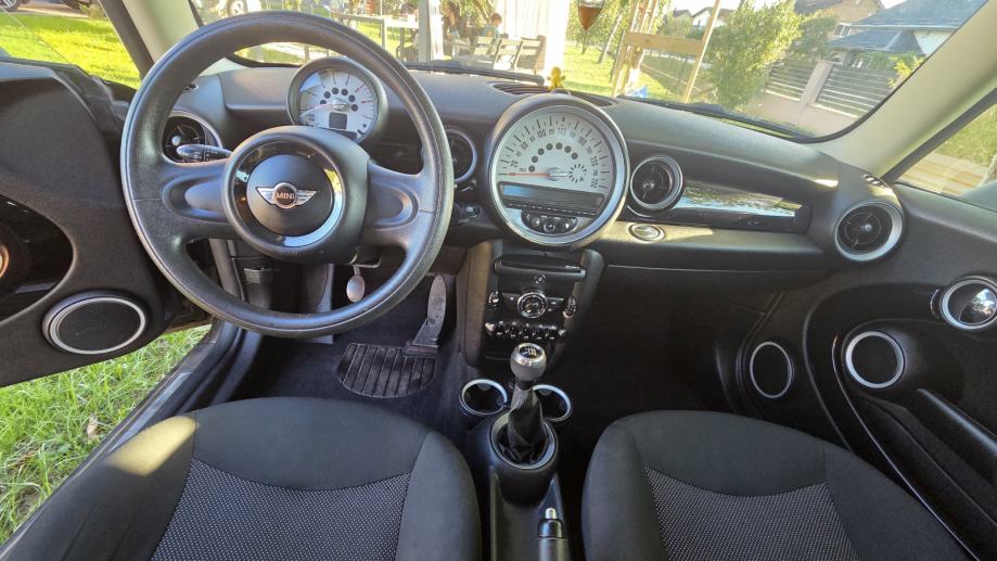MINI One 1.6 D, fotografija 7