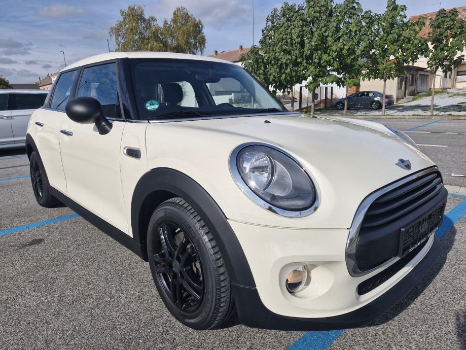 MINI One D 1.5d,JAMSTVO 1.God, 55000km,TOP STANJE, fotografija 7