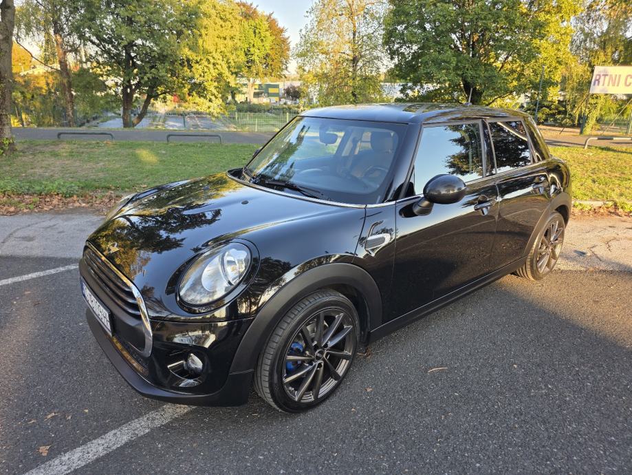 MINI One F55 1.2 turbo, fotografija 2