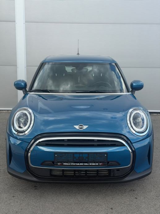MINI One LCI--LED--AMBIENT--NAVI--KAMERA--SERVISNA, fotografija 3