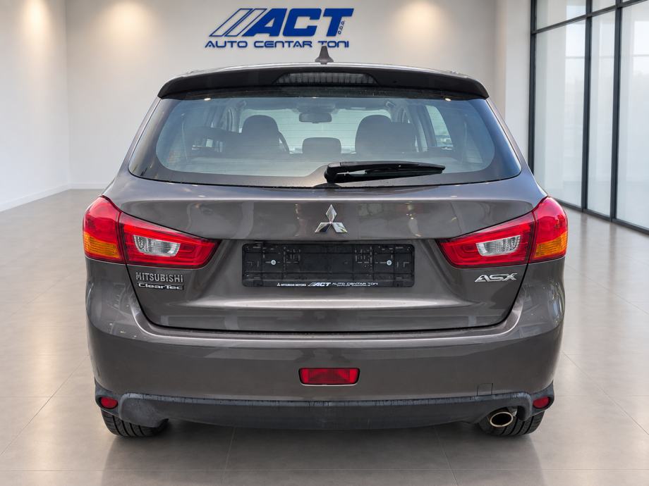 Mitsubishi ASX 1,6 MIVEC redizajn model 2017, fotografija 6