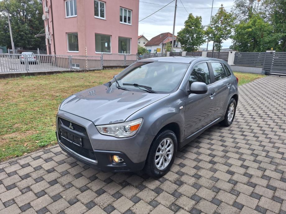 Mitsubishi ASX