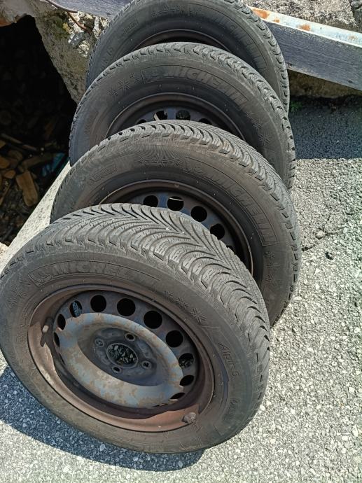 Mitsubishi Carisma 1,6 plin, pogled izvana - slika 4