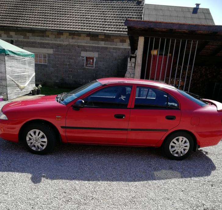 Mitsubishi carisma 1 8