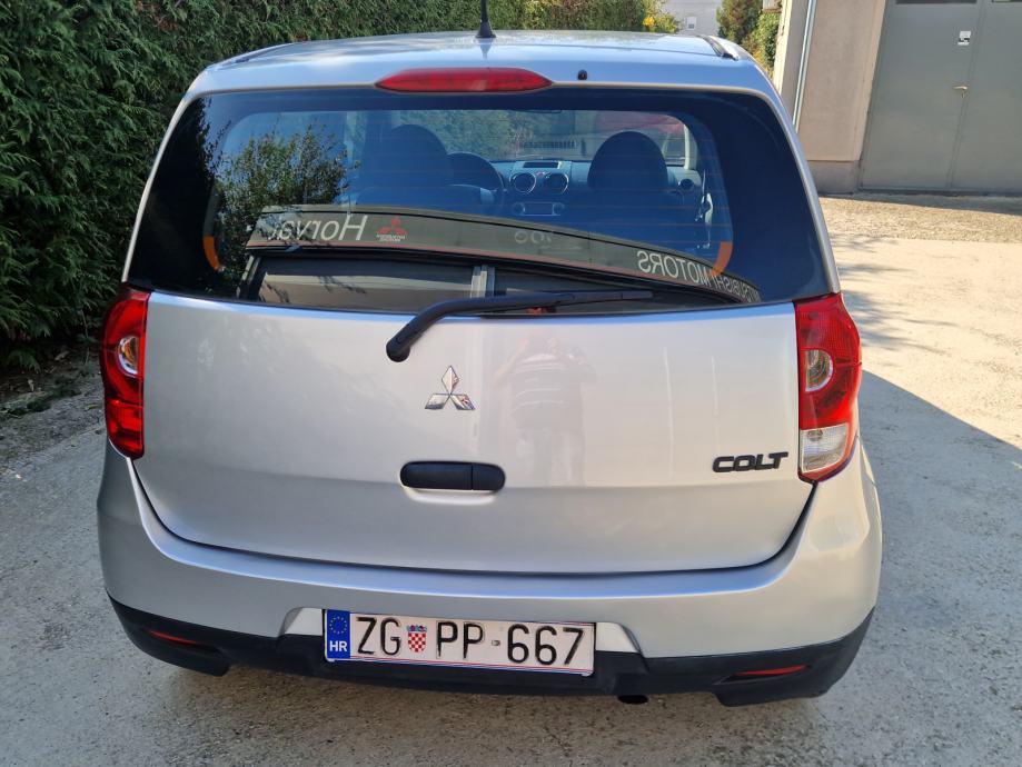 Mitsubishi Colt 1,3 CLAR-TEC POCINČAN BEZ HRĐE KAO NOV KARTICE 36 RATA, fotografija 5