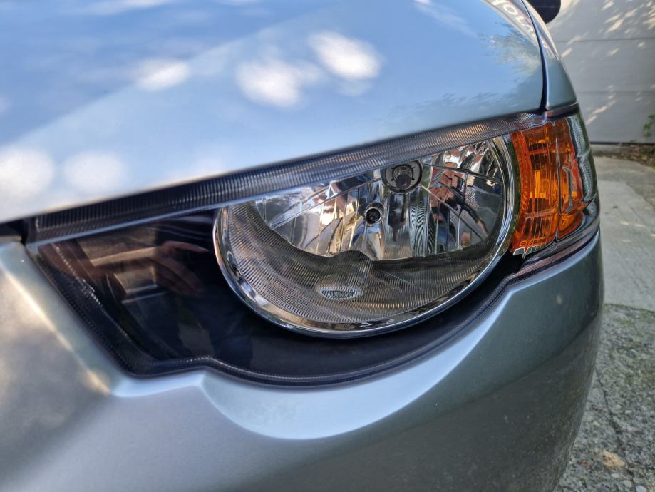 Mitsubishi Colt 1,3 CLAR-TEC POCINČAN BEZ HRĐE KAO NOV KARTICE 36 RATA, fotografija 10