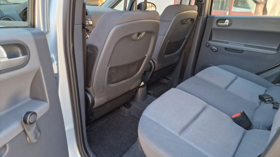 Mitsubishi Colt 1,3 KLIMA; ZA OVAJ AUTO SVAKI KOMENTAR JE SUVISAN, fotografija 19