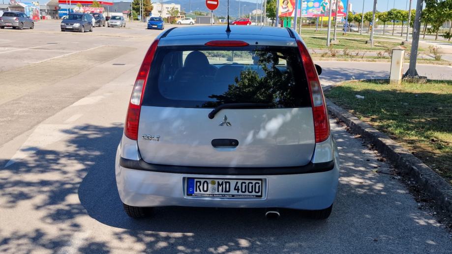 Mitsubishi Colt 1,3, fotografija 12