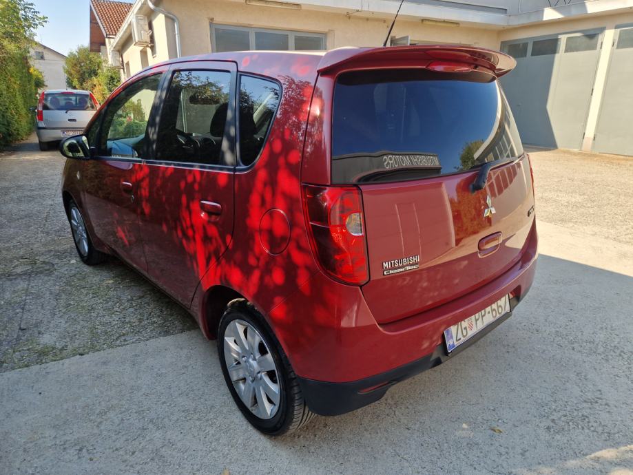 Mitsubishi Colt 1,3 CLAR-TEC POCINČAN BEZ HRĐE KAO NOV KARTICE 36 RATA, fotografija 4