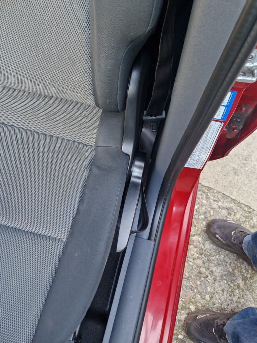 Mitsubishi Colt 1,3 CLAR-TEC POCINČAN BEZ HRĐE KAO NOV KARTICE 36 RATA, fotografija 15