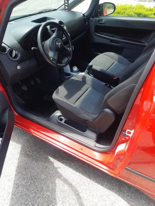 schade Mitsubishi Colt CZ3 1.3 Invite Airco