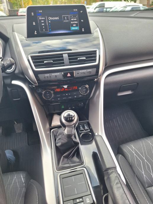 Mitsubishi Eclipse Cross 1 5i HR auto,1 vl.,HR servisna, fotografija 13