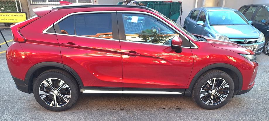Mitsubishi Eclipse Cross 1.5i, 1 vl.,jamstvo 1g,full LED,kamera,PDC, fotografija 2