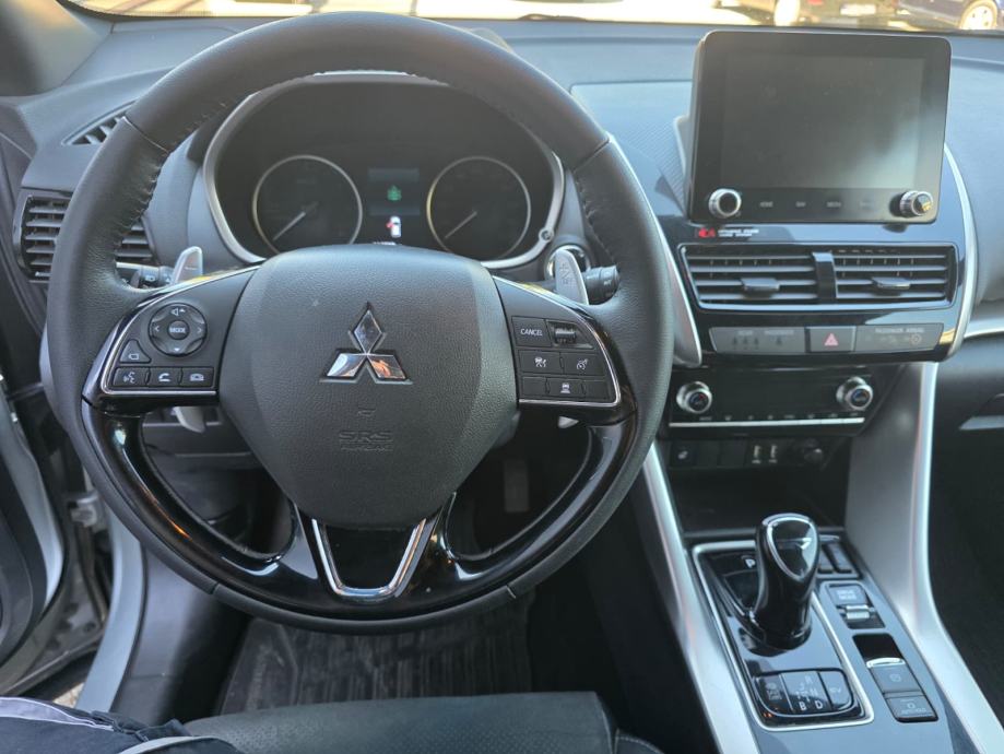 Mitsubishi Eclipse Cross PHEV Intense 2.4, fotografija 8