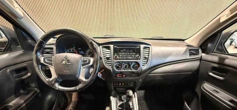 Mitsubishi L200 2.2, fotografija 6