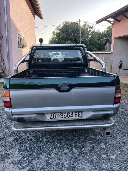 Mitsubishi L200 2.5, fotografija 2