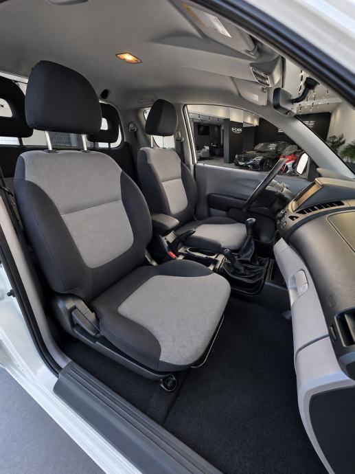Mitsubishi L200 2,5 DI-D 4X4—Mod 2012—160tkm—4 SJEDALA—ROLL-BAR—U PDVu, fotografija 17