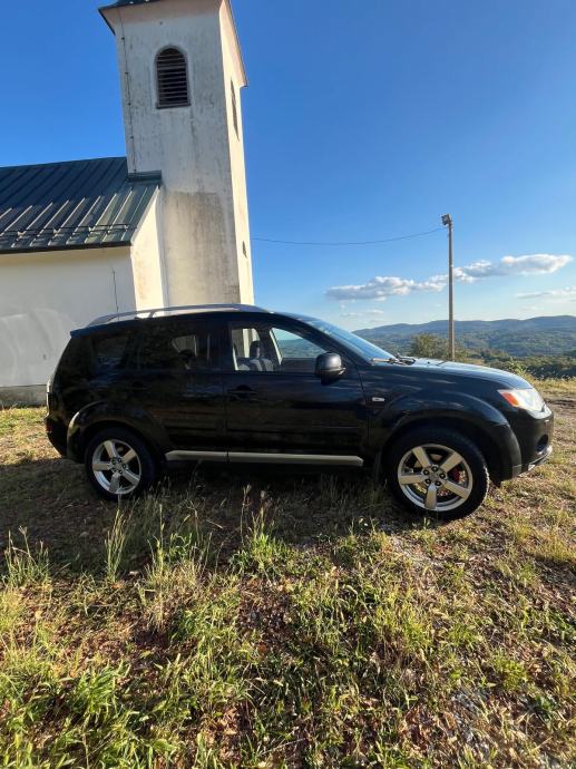 Mitsubishi Outlander 2.0 TDI, fotografija 4