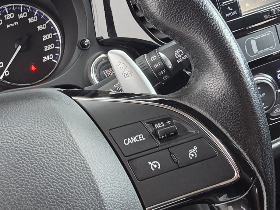 Mitsubishi Outlander 2,2 DI-D 4WD automatik,LED,KAMERA,AUT.KLIMA,NAVI, fotografija 17