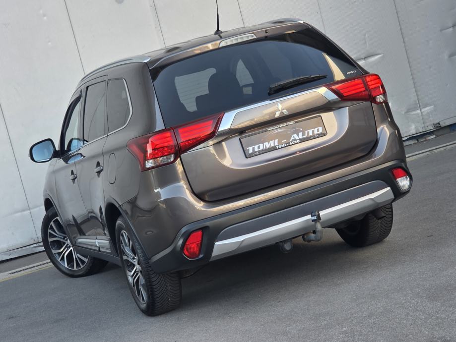 Mitsubishi Outlander 2,2 DI-D 4WD automatik,LED,KAMERA,AUT.KLIMA,NAVI, fotografija 4
