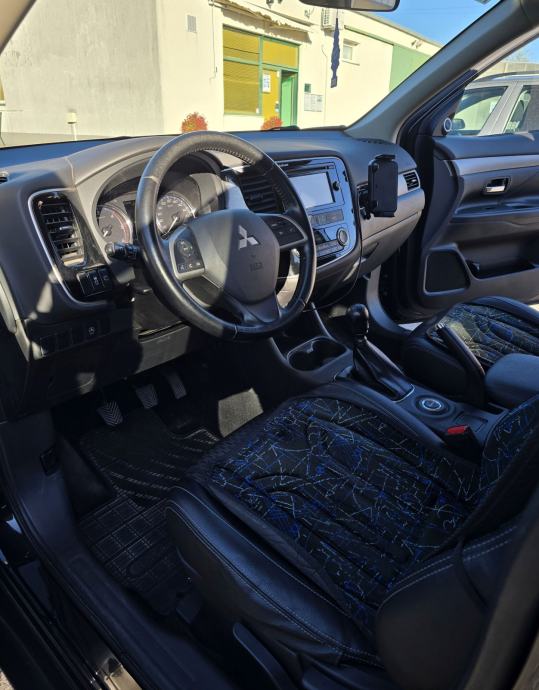Mitsubishi Outlander 2,2 DI-D, 7 sjedala, 1.Vlasnik, Kao novo, fotografija 14
