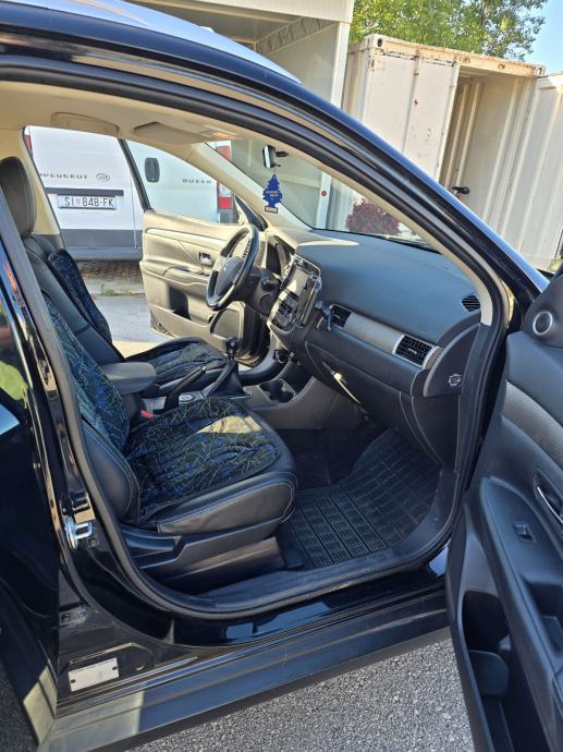 Mitsubishi Outlander 2,2 DI-D, 7 sjedala, 1.Vlasnik, Kao novo, fotografija 15