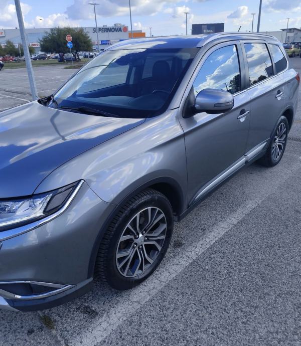 Mitsubishi Outlander 2,2 DI-D Automatik 4WD, fotografija 2