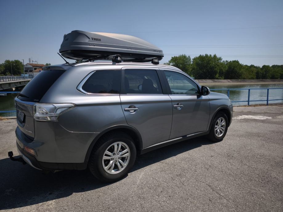 Mitsubishi Outlander 2,2 DI-D, fotografija 4