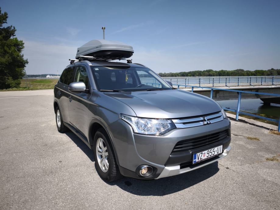 Mitsubishi Outlander 2,2 DI-D, fotografija 3