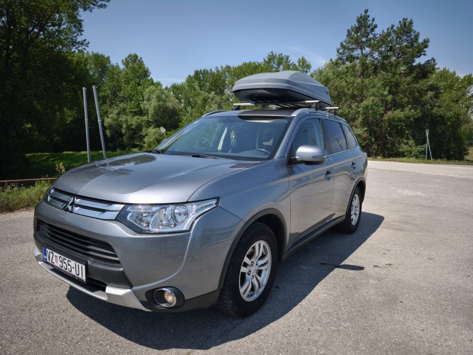 Mitsubishi Outlander 2,2 DI-D, fotografija 11