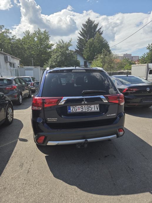 Mitsubishi Outlander 2,2 DI-D, fotografija 6