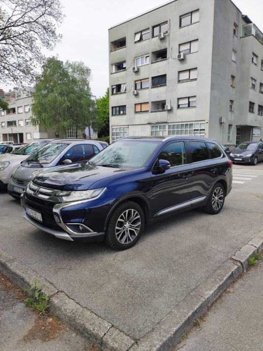 Mitsubishi Outlander 2,2 DI-D, fotografija 2