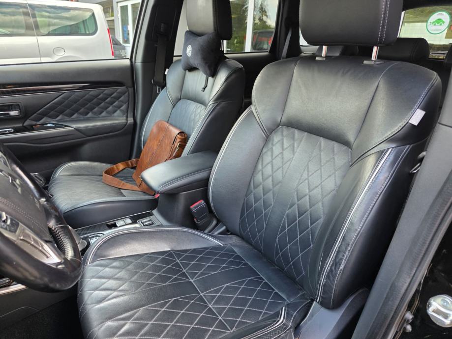 Mitsubishi Outlander 2,4 PHEV PREMIUM, fotografija 8