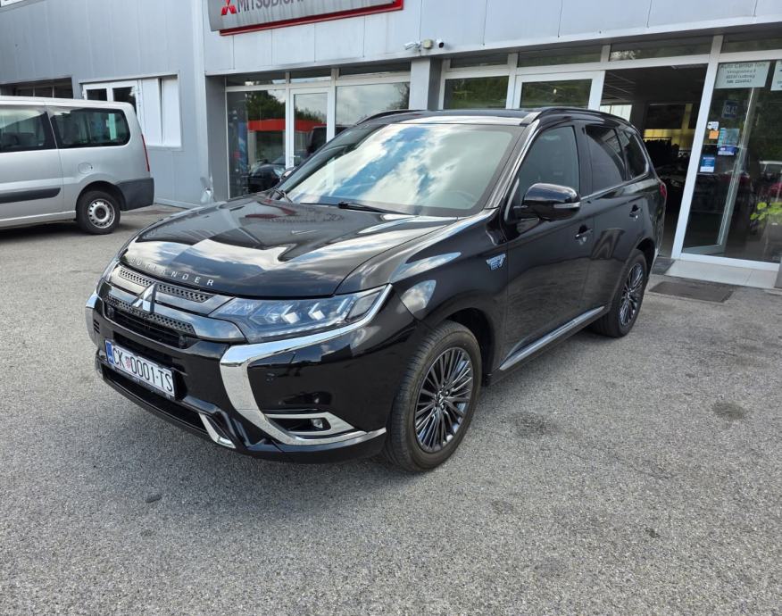 Mitsubishi Outlander 2,4 PHEV PREMIUM, fotografija 3