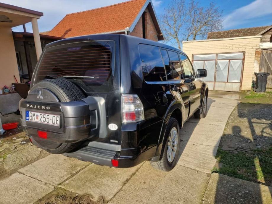 Mitsubishi Pajero 3,2 DID, fotografija 9