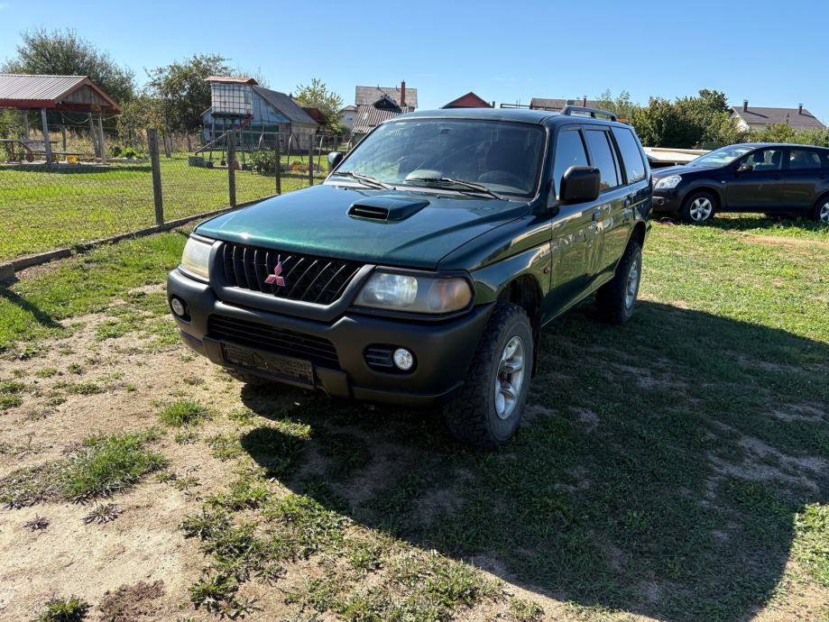Mitsubishi Pajero Sport 2,5 TD GLX, fotografija 3