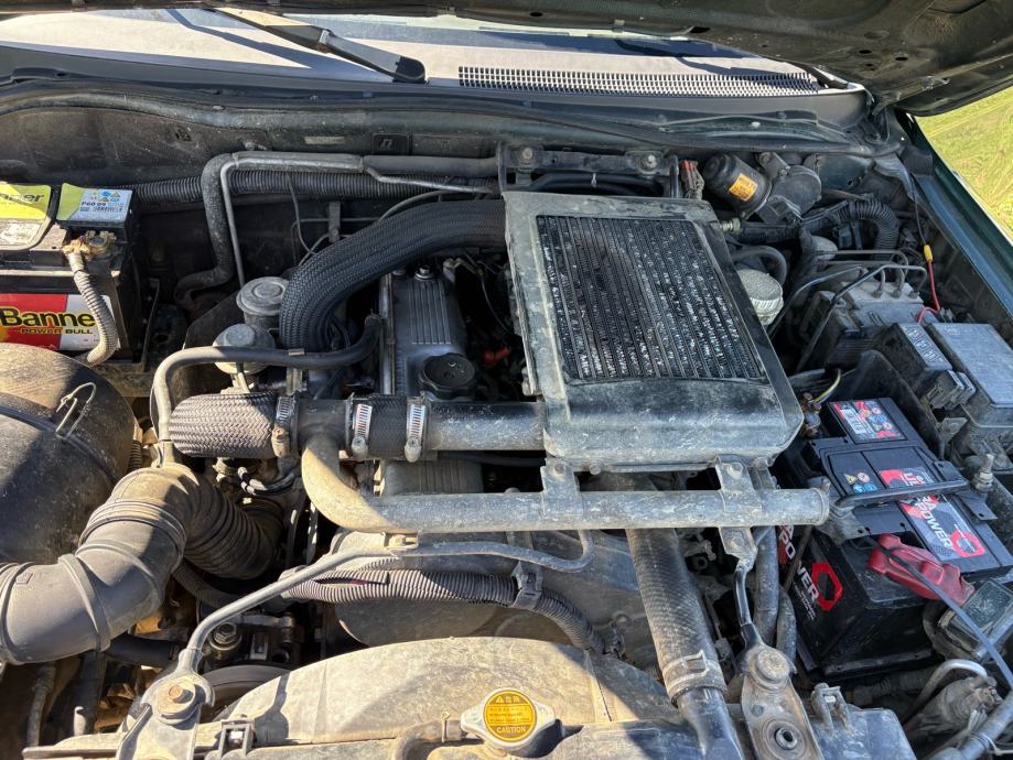 Mitsubishi Pajero Sport 2,5 TD GLX, fotografija 5