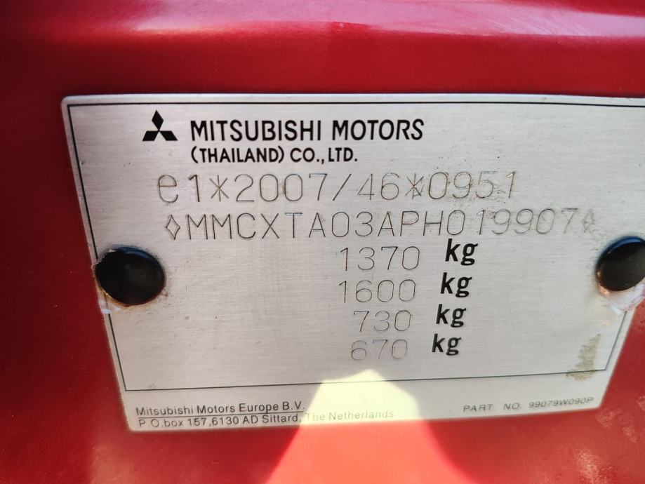 Mitsubishi Space Star 1.2 automatik automatik, fotografija 11