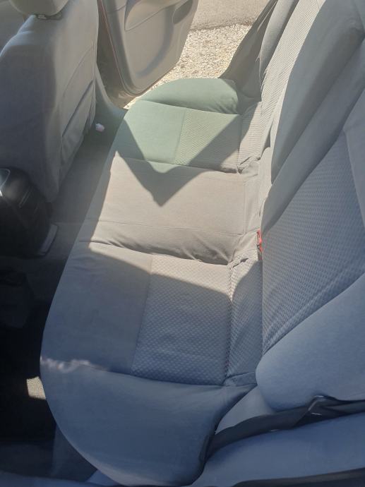 Nissan Almera 1.5 dCi | Klima | Reg. | 5 zimskih guma | 232 tkm, fotografija 10