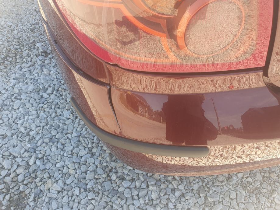 Nissan Almera 1.5 dCi | Klima | Reg. | 5 zimskih guma | 232 tkm, fotografija 15