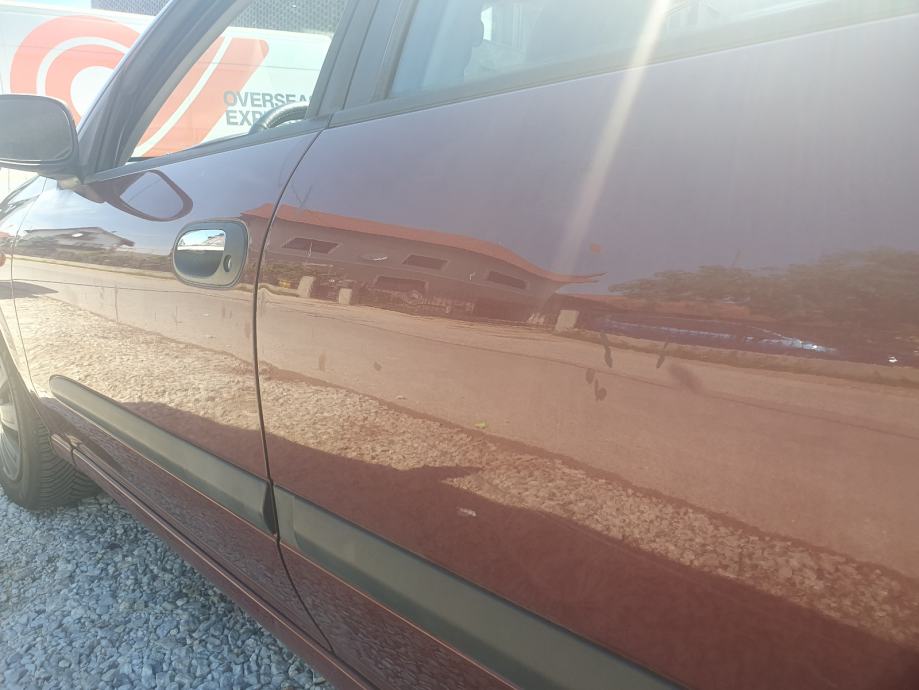 Nissan Almera 1.5 dCi | Klima | Reg. | 5 zimskih guma | 232 tkm, fotografija 18
