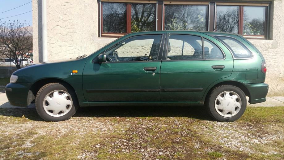 Nissan almera 2