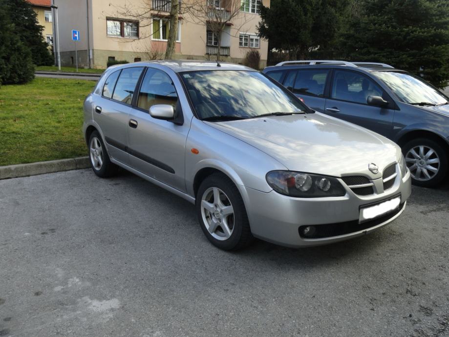 Nissan almera 2